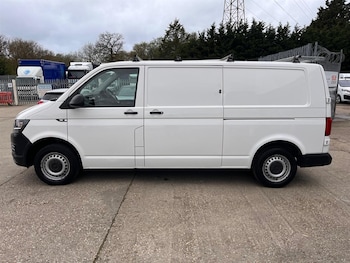 Used Volkswagen Transporter 2017 for sale - 78219096: Photo