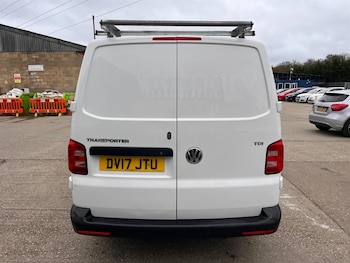 Used Volkswagen Transporter 2017 for sale - 78219096: Photo