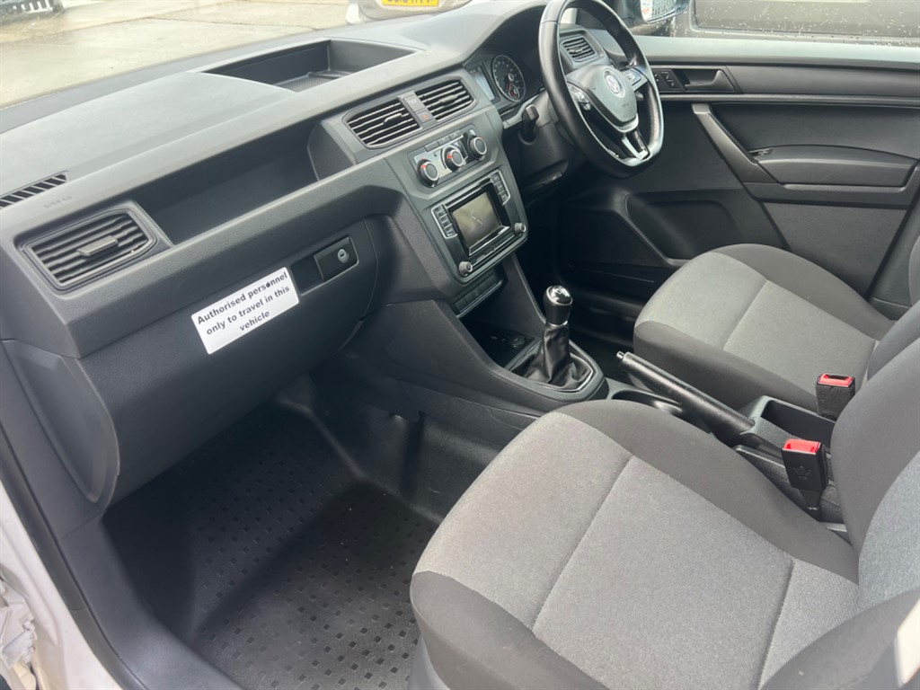 Used Volkswagen Caddy Maxi 2018 for sale - 77442940: Photo 11