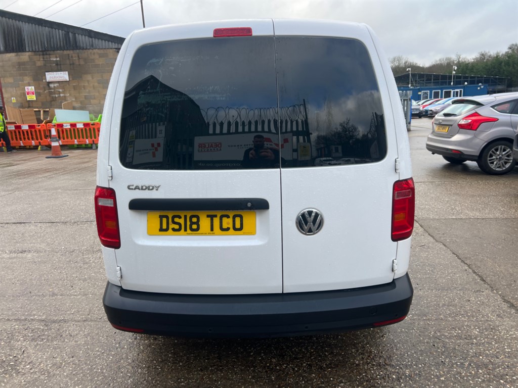 Used Volkswagen Caddy Maxi 2018 for sale - 77442940: Photo 5
