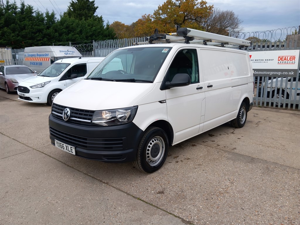 Used Volkswagen Transporter 2016 for sale - 76487676: Photo 1
