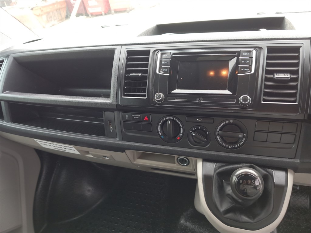 Used Volkswagen Transporter 2016 for sale - 76487676: Photo 13