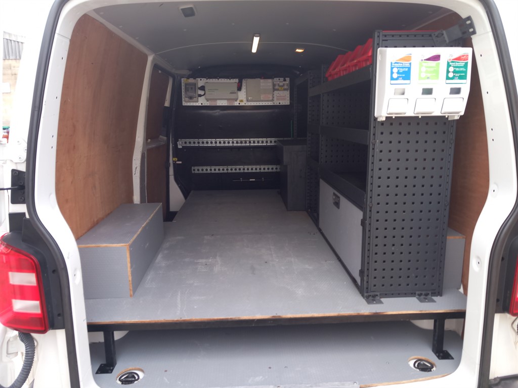 Used Volkswagen Transporter 2016 for sale - 76487676: Photo 16