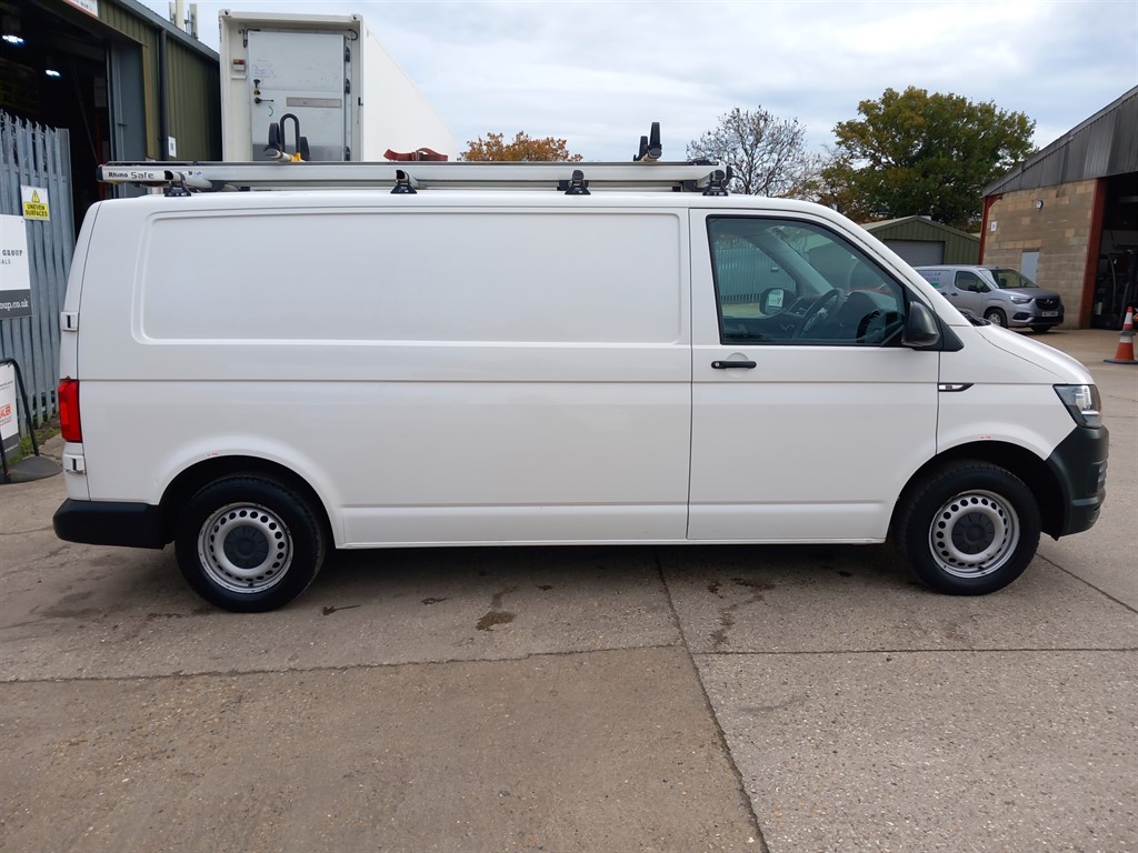 Used Volkswagen Transporter 2016 for sale - 76487676: Photo 5