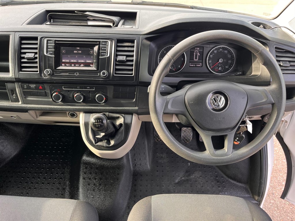 Used Volkswagen Transporter 2018 for sale - 78219100: Photo 13