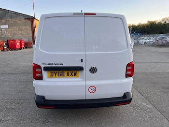 Used Volkswagen Transporter 2018 for sale - 78385495: Photo