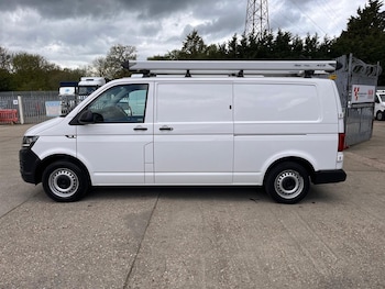 Used Volkswagen Transporter 2018 for sale - 78263946: Photo