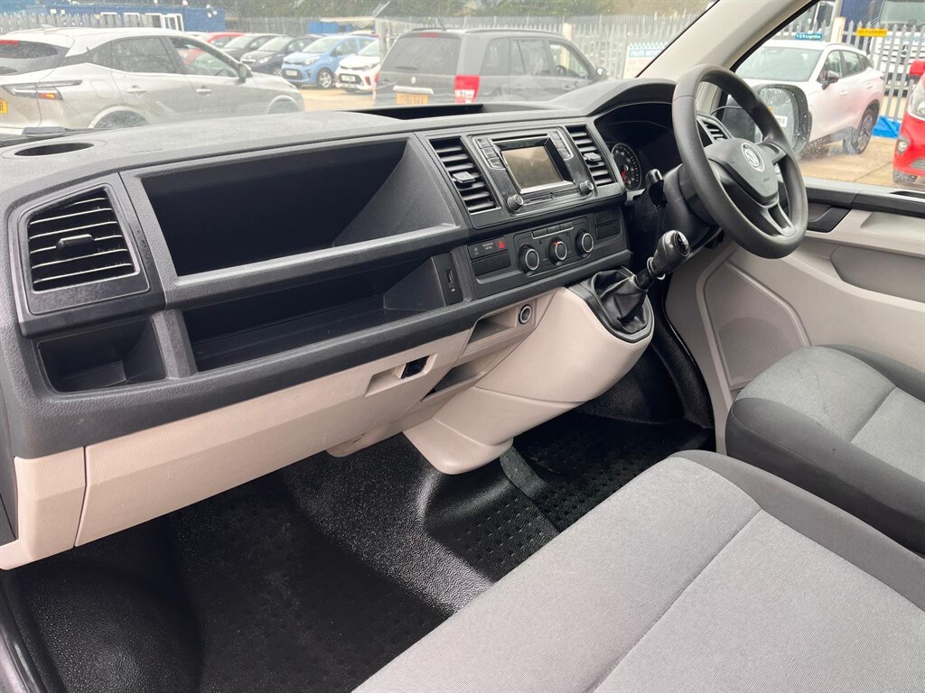Used Volkswagen Transporter 2018 for sale - 77810507: Photo 10