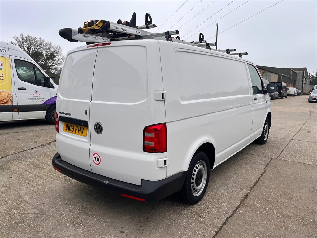 Used Volkswagen Transporter 2018 for sale - 77810507: Photo 5