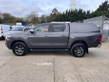 Used Toyota Hilux 2022 for sale - 77856003: Photo