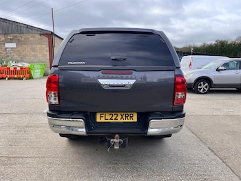 Used Toyota Hilux 2022 for sale - 77856003: Photo