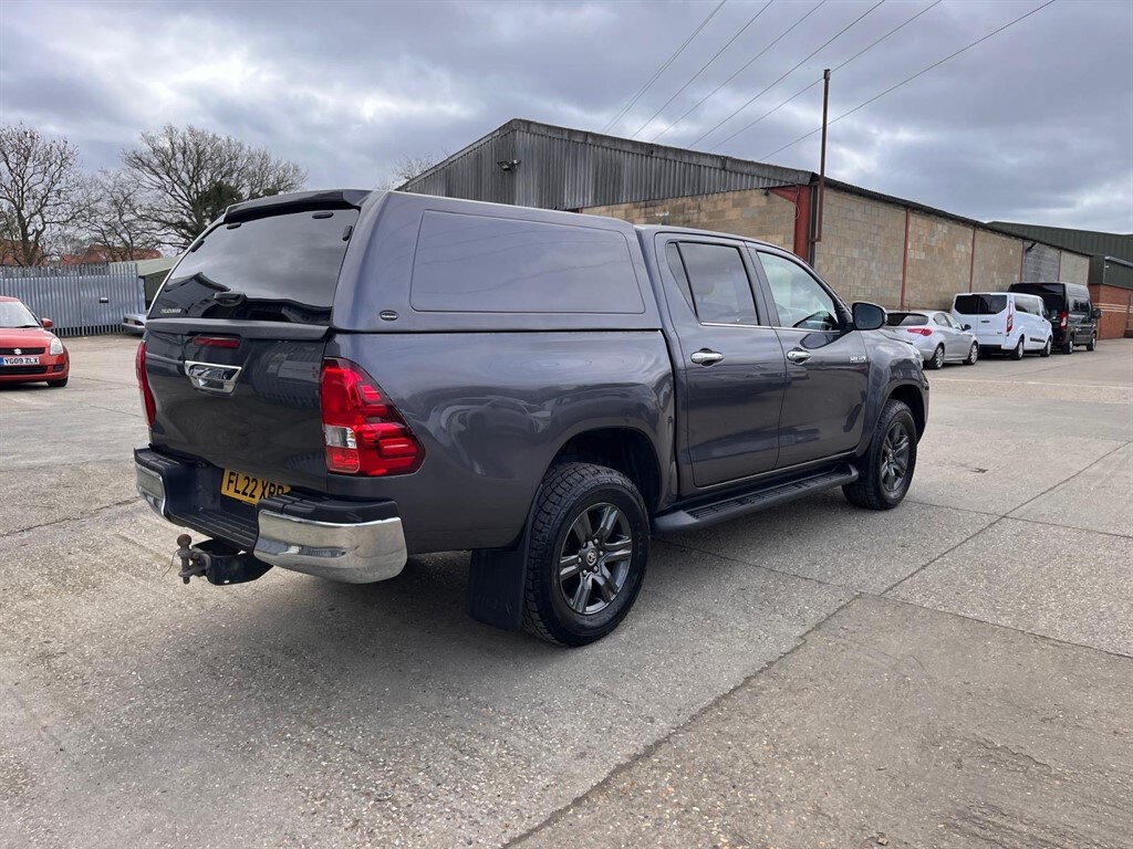 Used Toyota Hilux 2022 for sale - 77856003: Photo 6