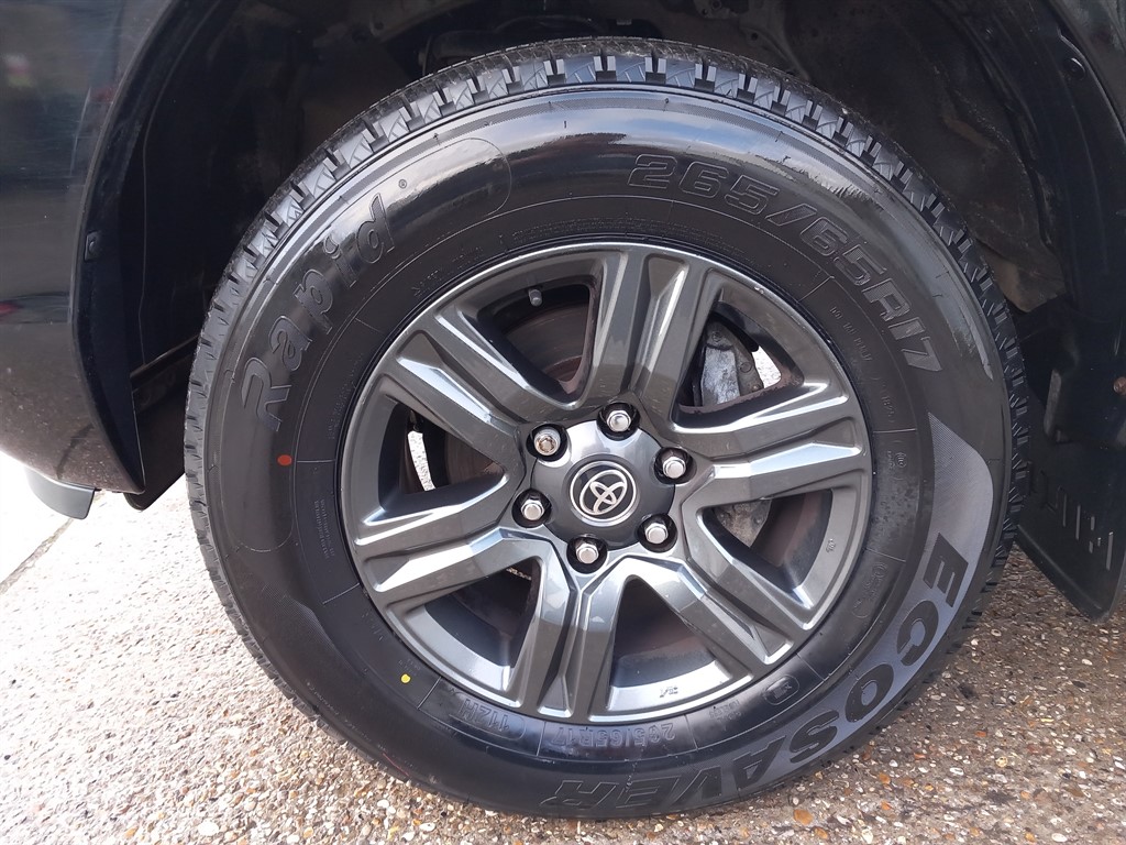 Used Toyota Hilux 2022 for sale - 77235681: Photo 11