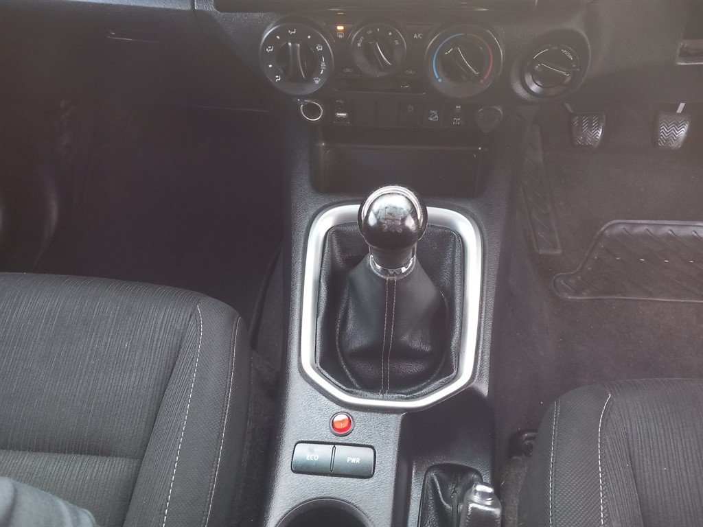 Used Toyota Hilux 2022 for sale - 77235681: Photo 19