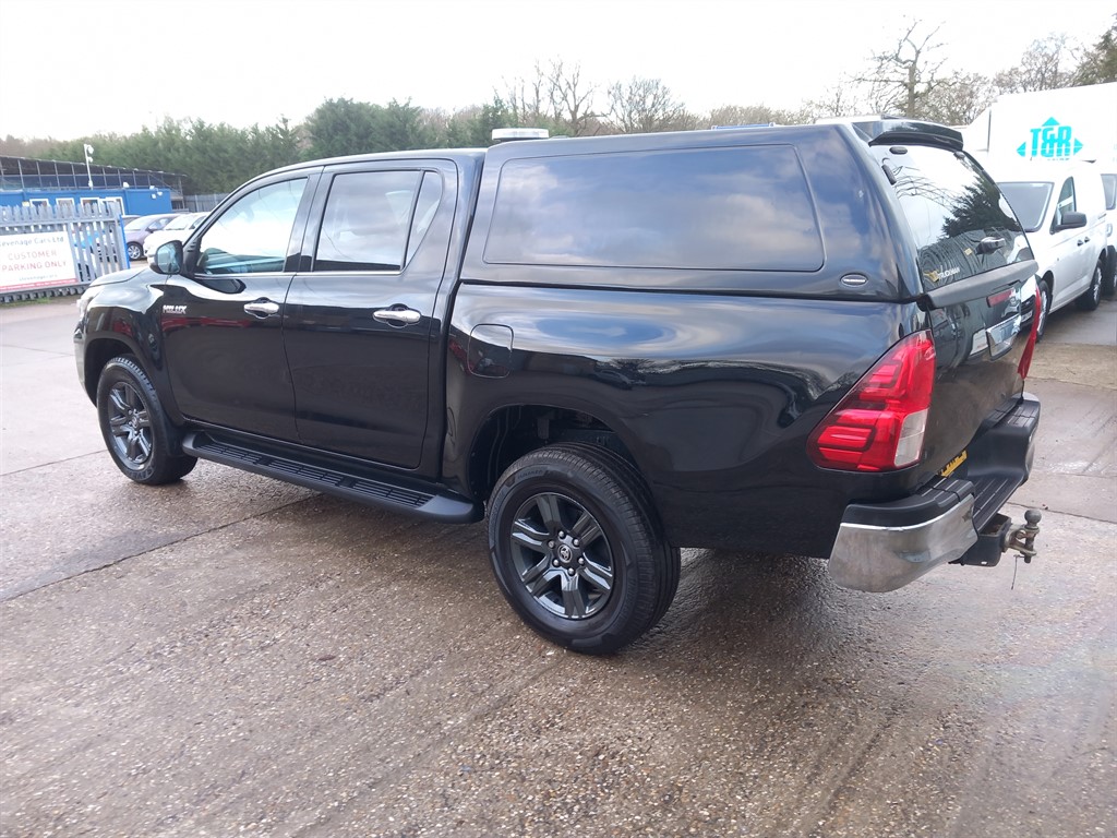 Used Toyota Hilux 2022 for sale - 77235681: Photo 4