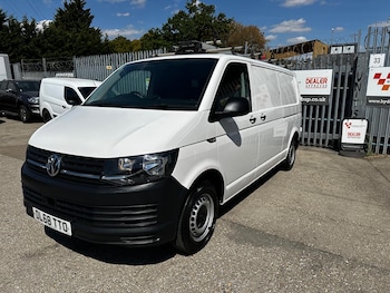 Used Volkswagen Transporter 2018 for sale - 79486208: Photo