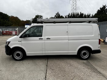 Used Volkswagen Transporter 2018 for sale - 79720854: Photo