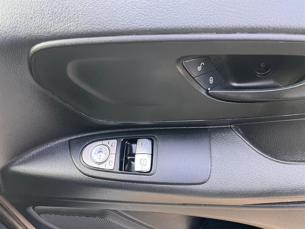 Used Mercedes-Benz Vito 2021 for sale - 77648456: Photo 17