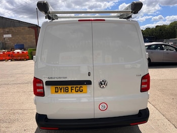 Used Volkswagen Transporter 2018 for sale - 79108693: Photo
