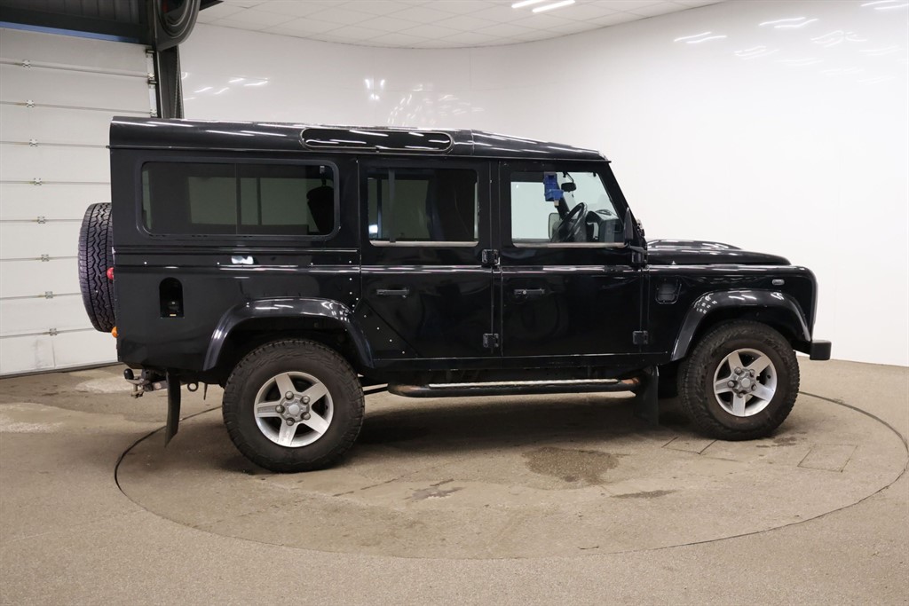 Used Land Rover Defender 2016 for sale - 76854737: Photo 10