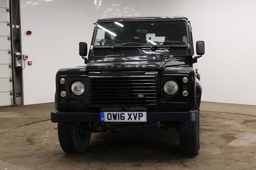 Used Land Rover Defender 2016 for sale - 76854737: Photo 13