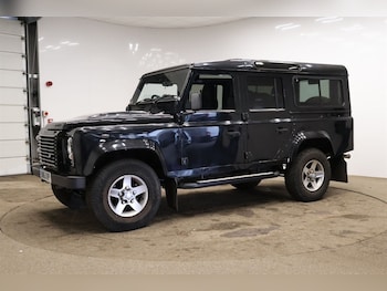 Used Land Rover Defender 2016 for sale - 76854737: Photo