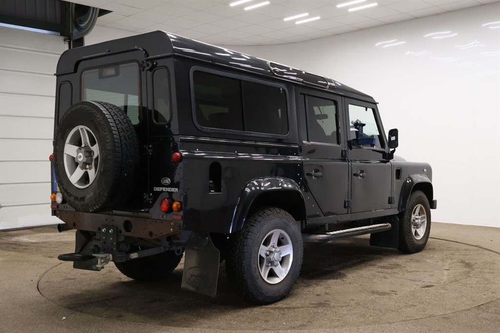 Used Land Rover Defender 2016 for sale - 76854737: Photo 8