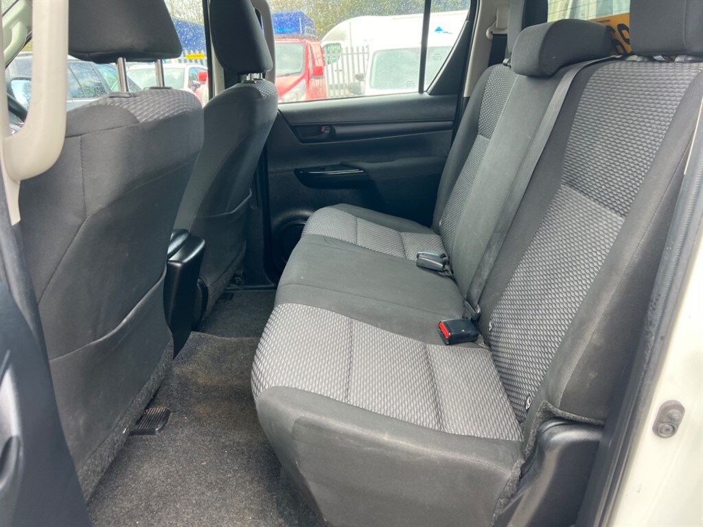 Used Toyota Hilux 2019 for sale - 78074722: Photo 12