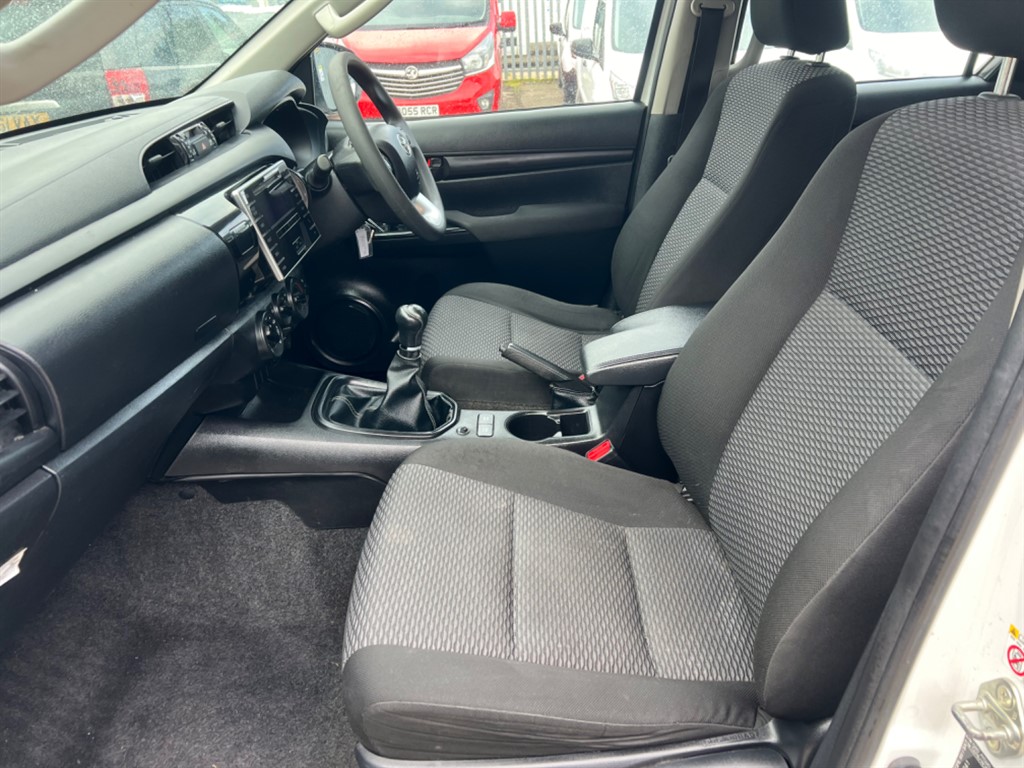 Used Toyota Hilux 2019 for sale - 78074722: Photo 13