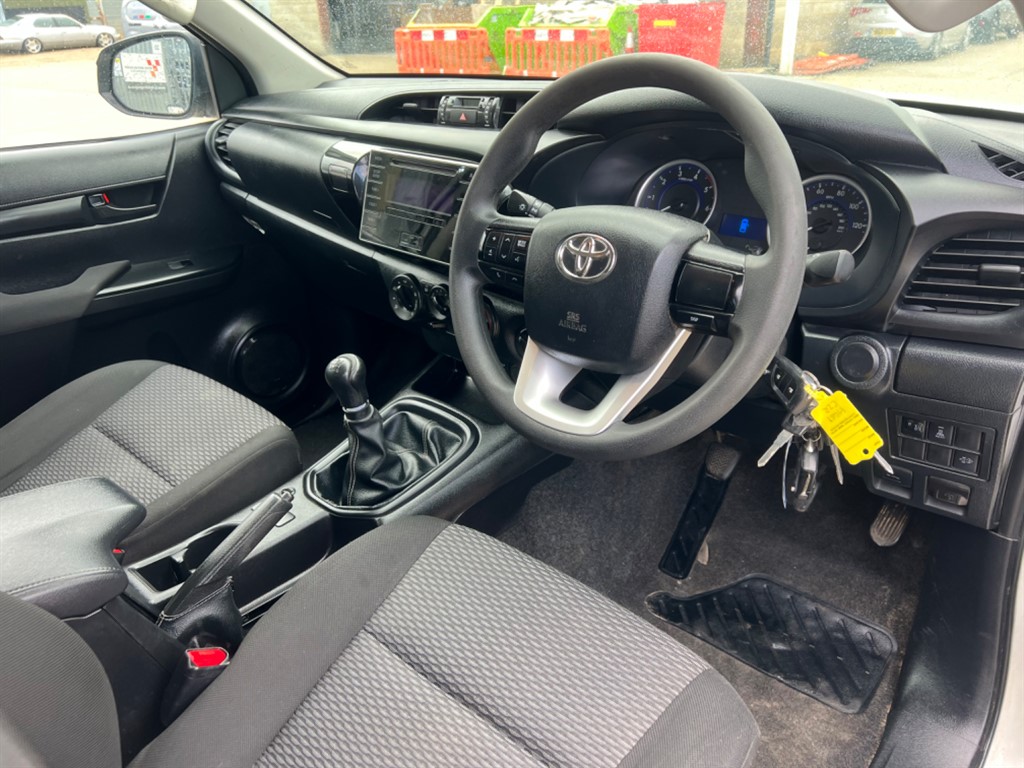 Used Toyota Hilux 2019 for sale - 78074722: Photo 16