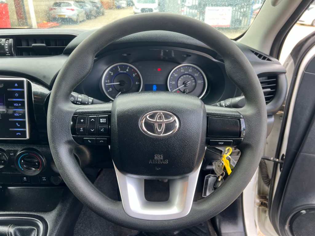 Used Toyota Hilux 2019 for sale - 78074722: Photo 18