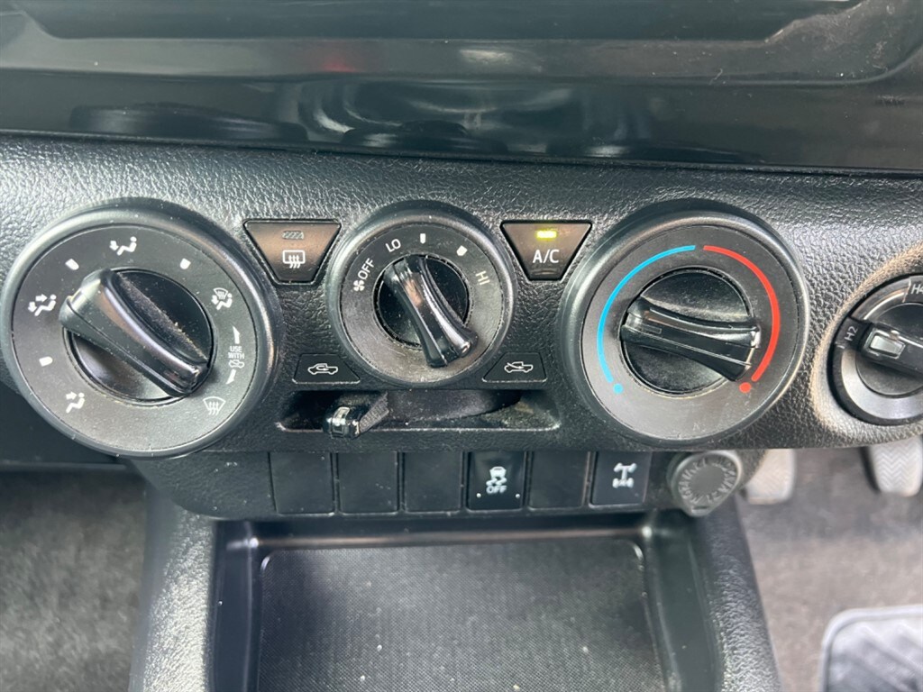 Used Toyota Hilux 2019 for sale - 78074722: Photo 20