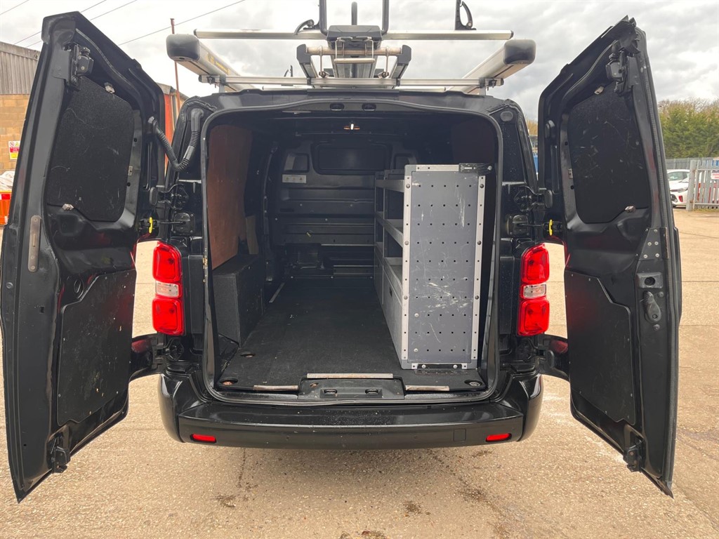 Used Peugeot Expert 2019 for sale - 78141902: Photo 17