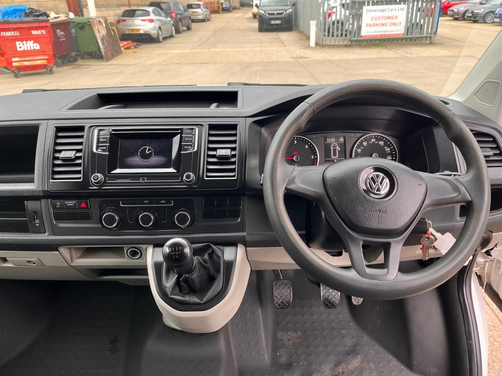 Used Volkswagen Transporter 2018 for sale - 77686081: Photo 13