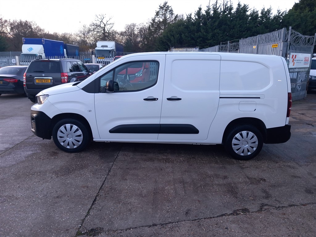 Used Peugeot Partner 2019 for sale - 76915326: Photo 2
