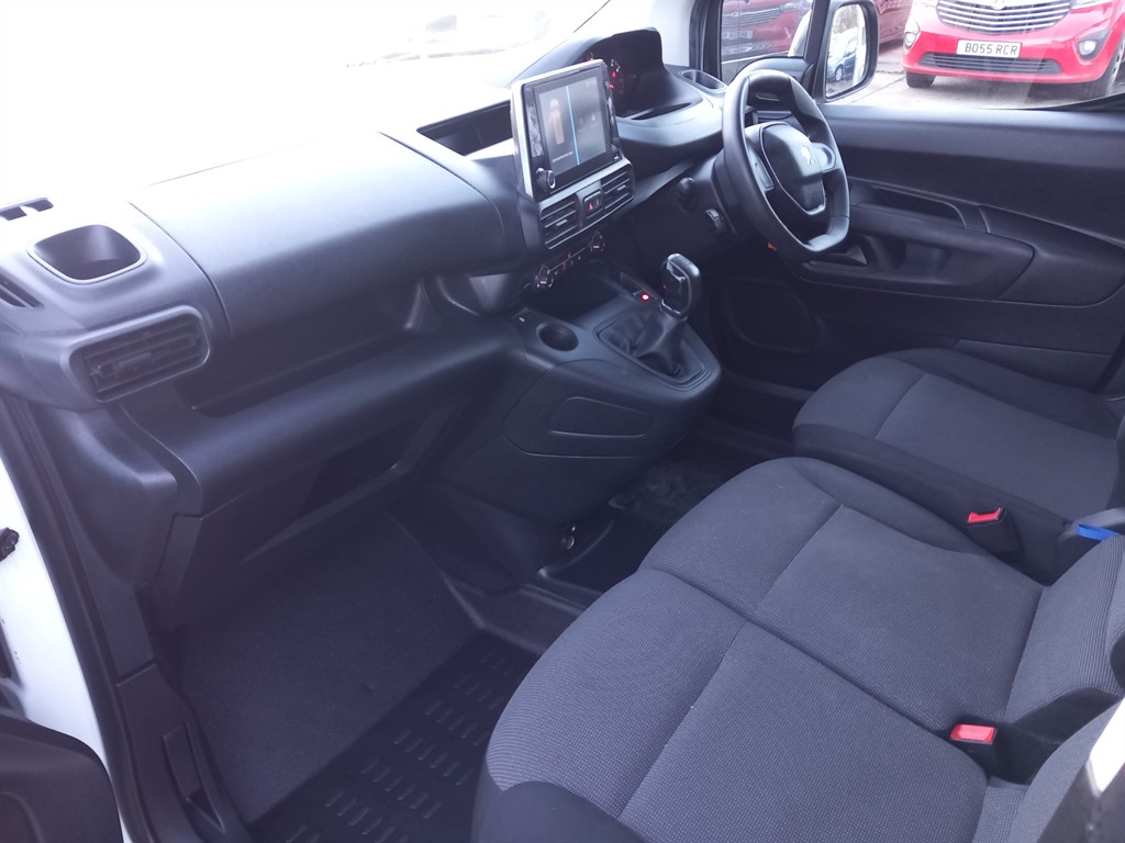 Used Peugeot Partner 2019 for sale - 76915326: Photo 9