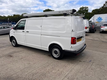 Used Volkswagen Transporter 2018 for sale - 78563588: Photo