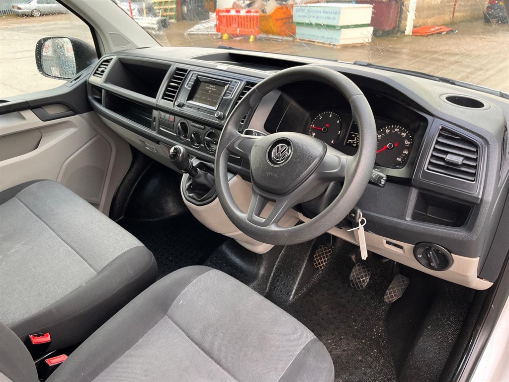 Used Volkswagen Transporter 2017 for sale - 77389254: Photo 12