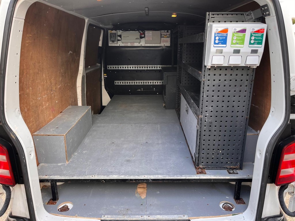 Used Volkswagen Transporter 2017 for sale - 77389254: Photo 15