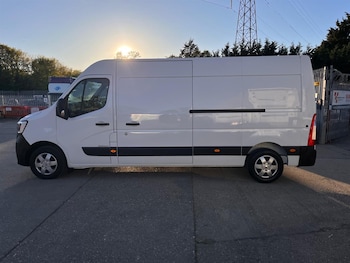 Used Renault Master 2023 for sale - 78385492: Photo