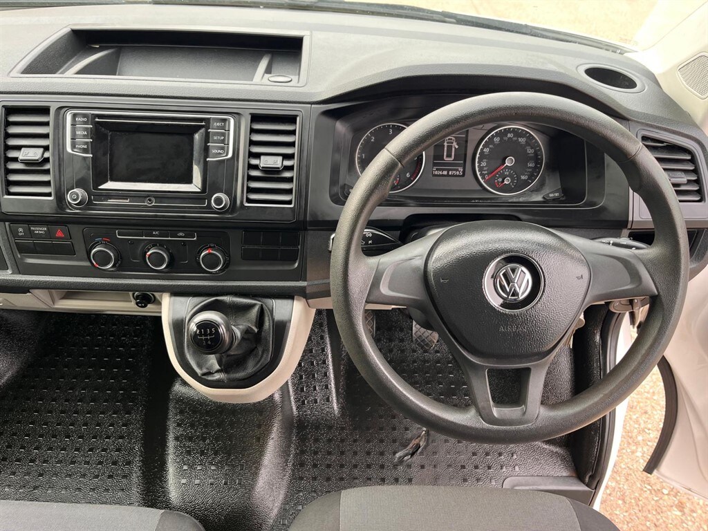 Used Volkswagen Transporter 2018 for sale - 77995402: Photo 13