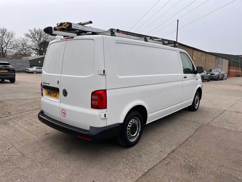 Used Volkswagen Transporter 2018 for sale - 77995402: Photo 5