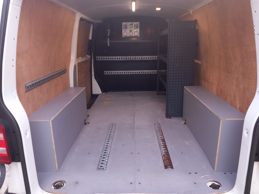 Used Volkswagen Transporter 2017 for sale - 76563948: Photo 15