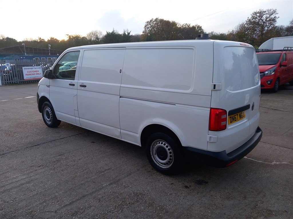 Used Volkswagen Transporter 2017 for sale - 76563948: Photo 3