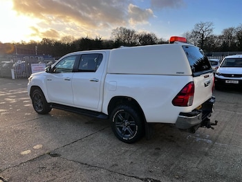 Used Toyota Hilux 2021 for sale - 76894962: Photo