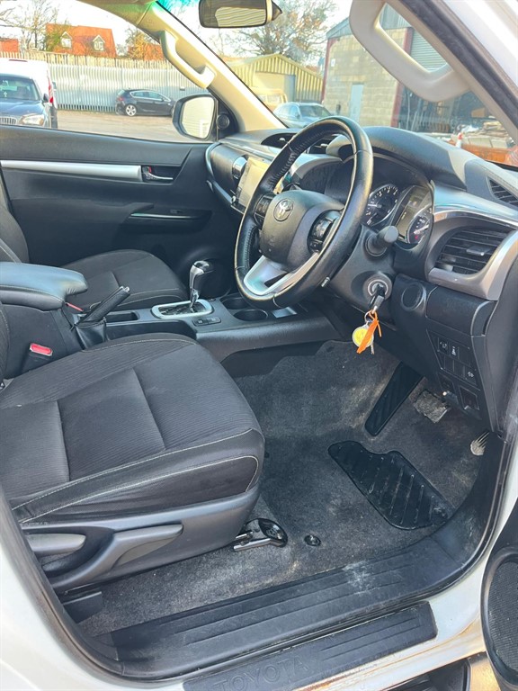 Used Toyota Hilux 2021 for sale - 76894962: Photo 9