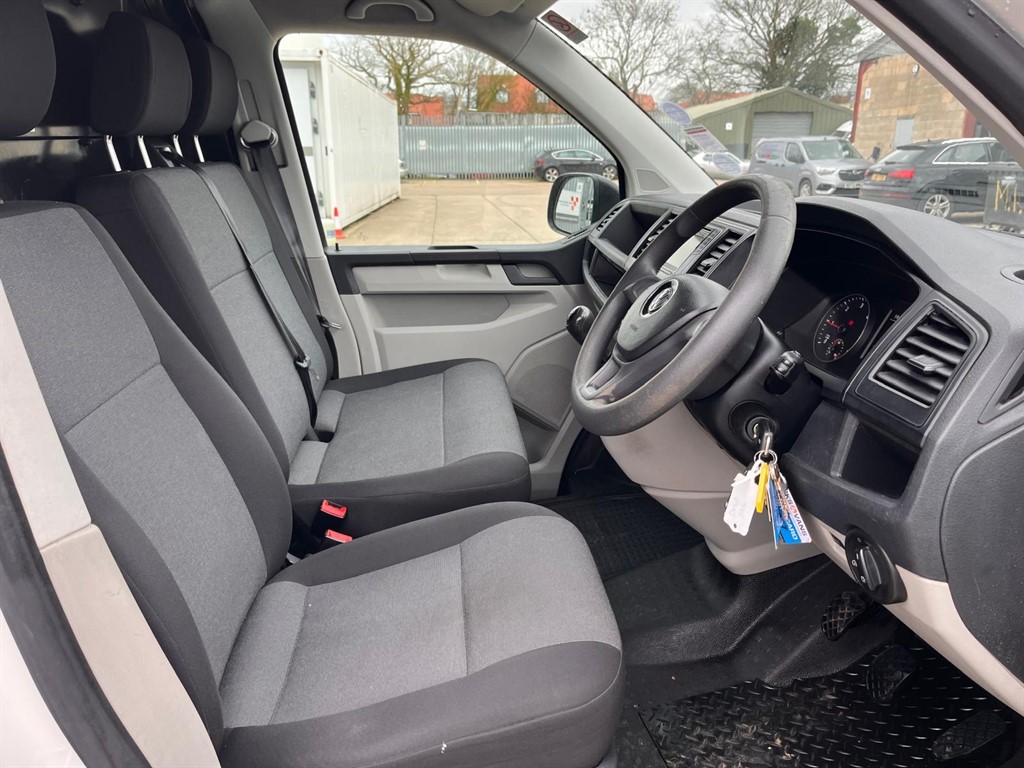 Used Volkswagen Transporter 2018 for sale - 77686062: Photo 11