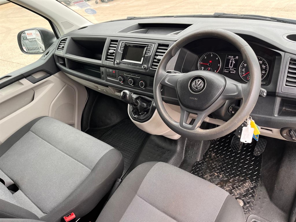 Used Volkswagen Transporter 2018 for sale - 77686062: Photo 12