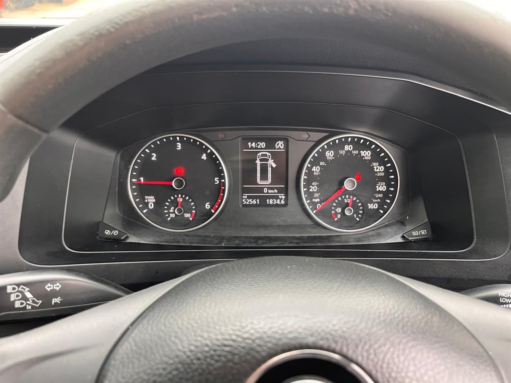 Used Volkswagen Transporter 2018 for sale - 77686062: Photo 15