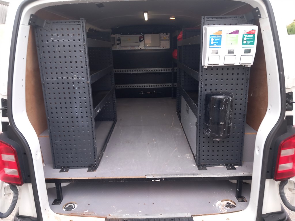 Used Volkswagen Transporter 2017 for sale - 76563941: Photo 16